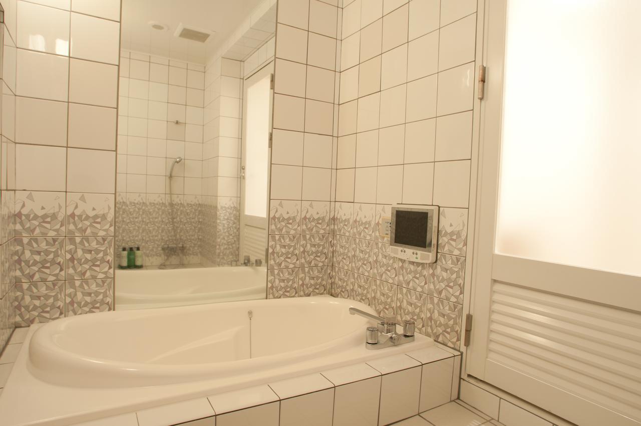 פוקואי Hotel Mio (Adults Only) מראה חיצוני תמונה